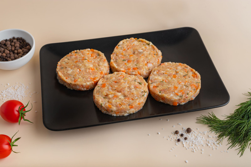 Котлета куриная с овощами п/ф, 100 гр