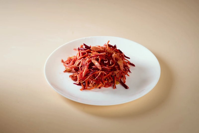 Салат по-корейски с овощами и курицей