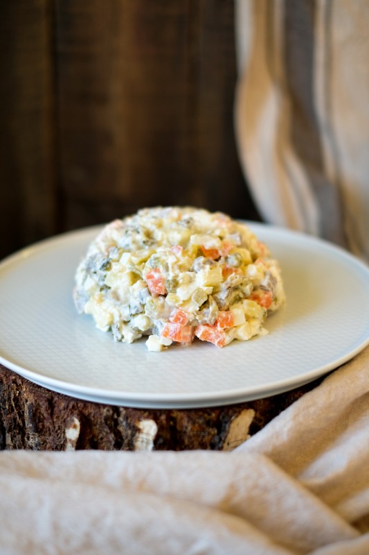 Салат Оливье с говядиной