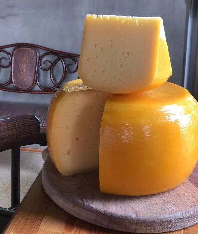 Сыр полутвердый Марис 50%
