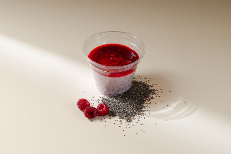 Пудинг с семенами чиа и малиной 165 гр