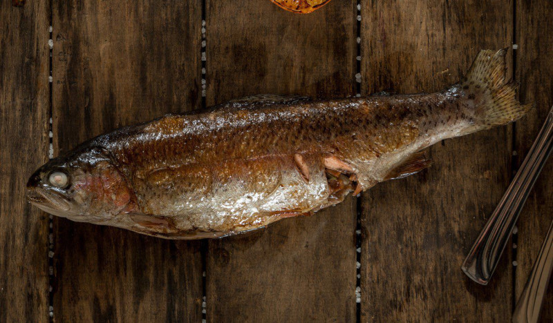 Форель запеченная целая